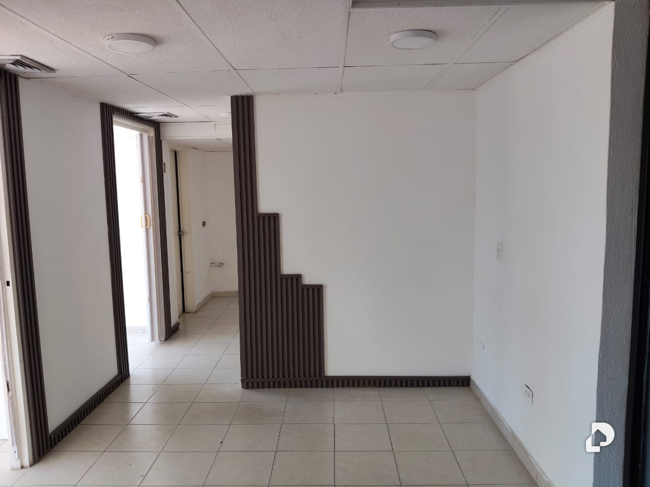 Oficina en Urbanización El Penonal, Lechería – 10