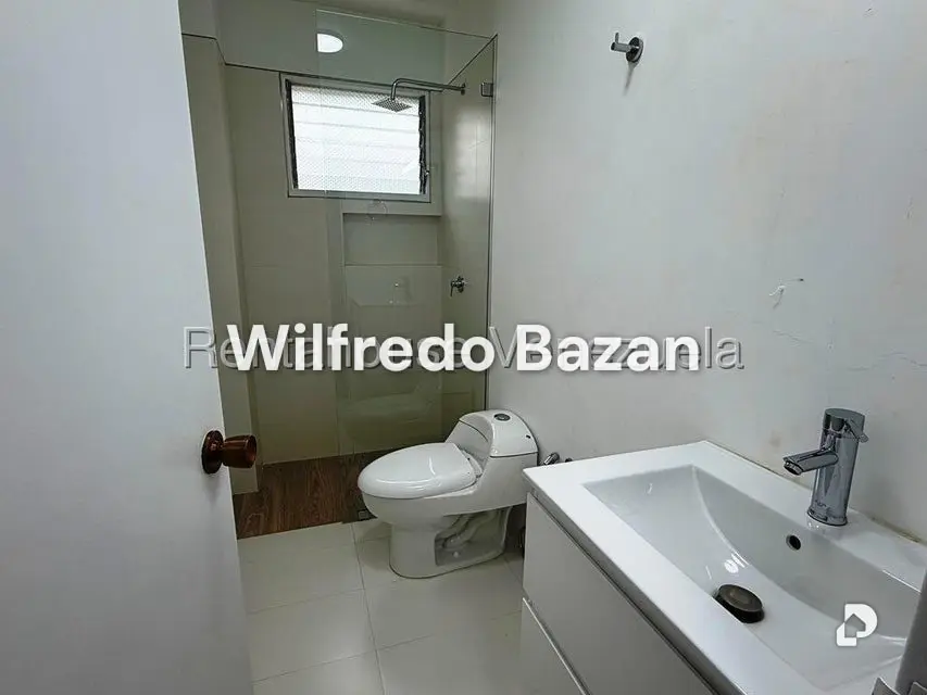 Apartamento en Los Palos Grandes, Caracas – 10
