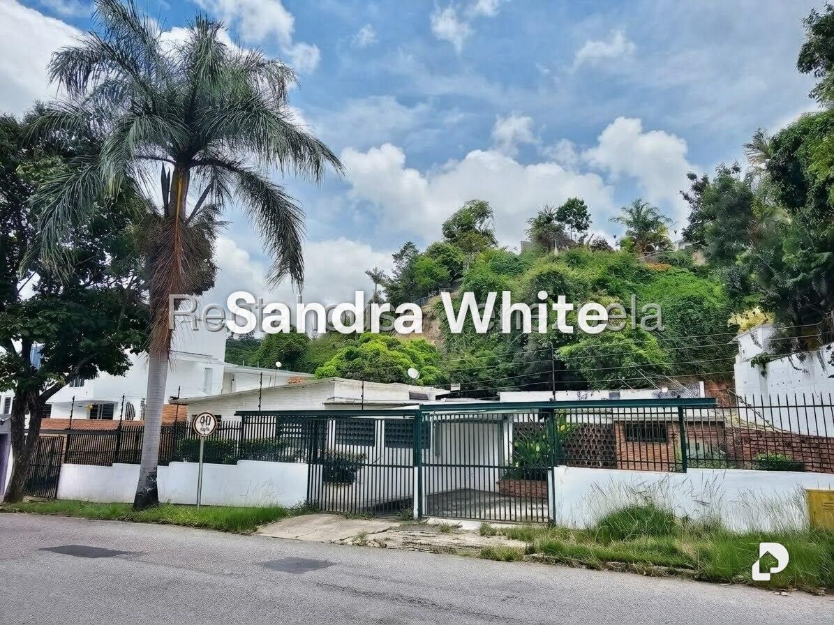 Casa en San Román. 27-5636, Caracas – 1