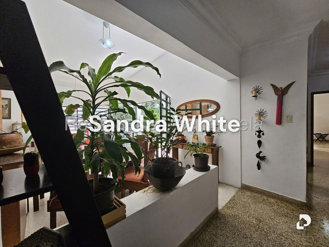 Casa en San Román. 27-5636, Caracas – 25