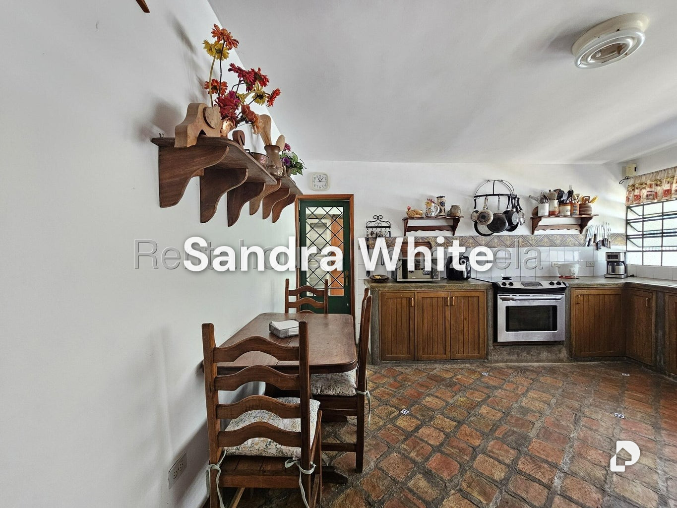 Casa en San Román. 27-5636, Caracas – 21