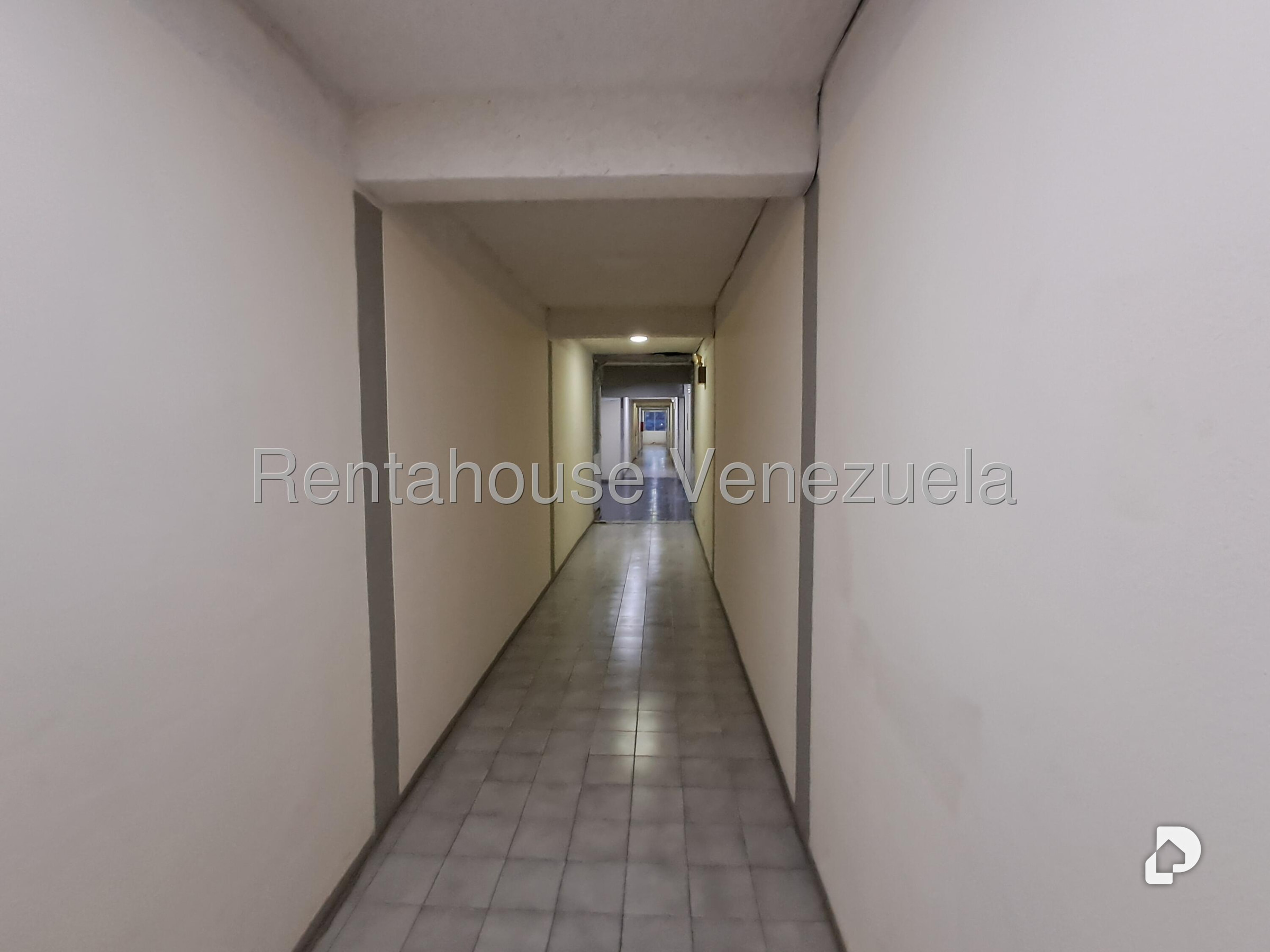 Apartamento en La Bonita, Caracas – 27