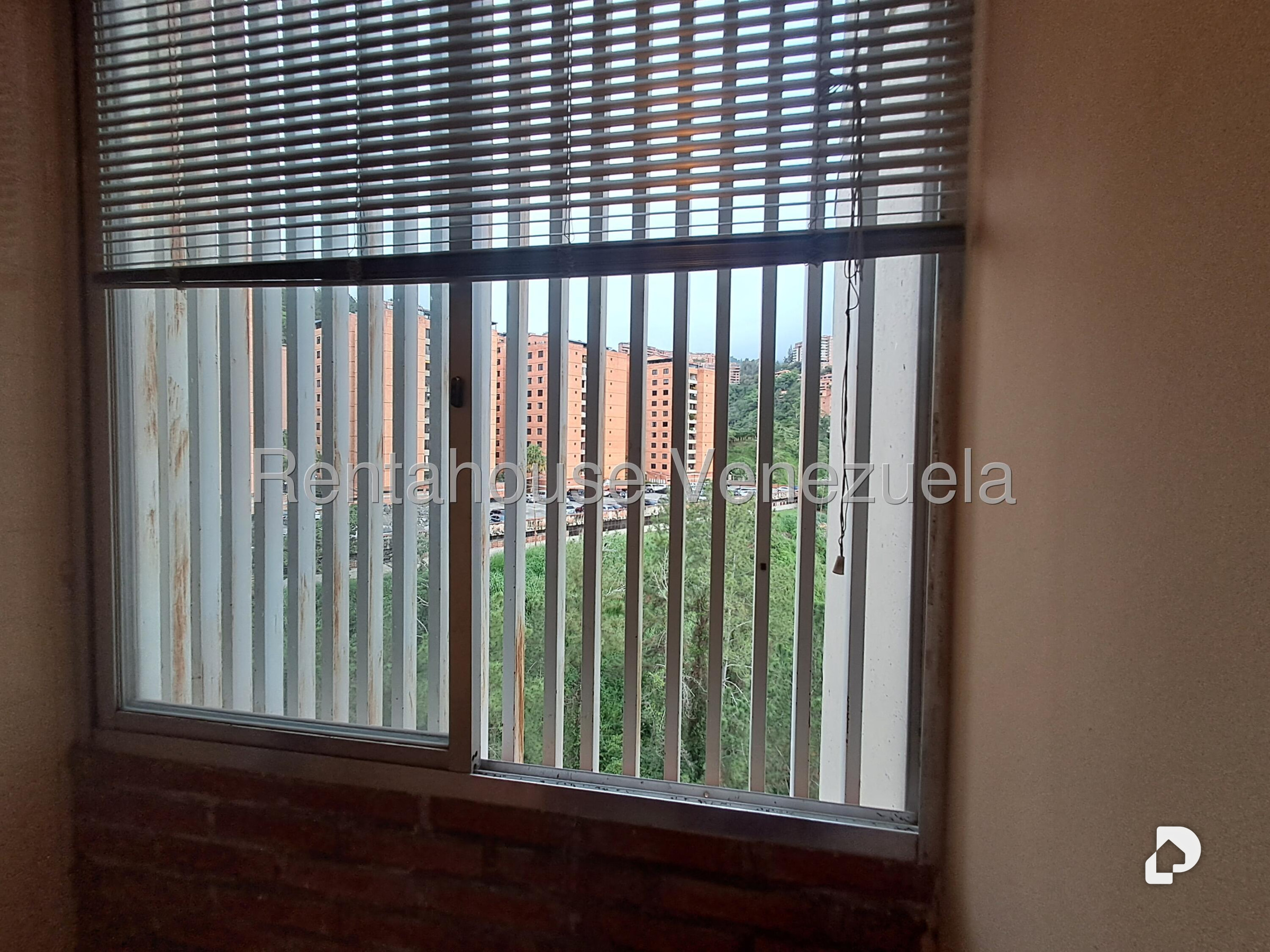 Apartamento en La Bonita, Caracas – 28