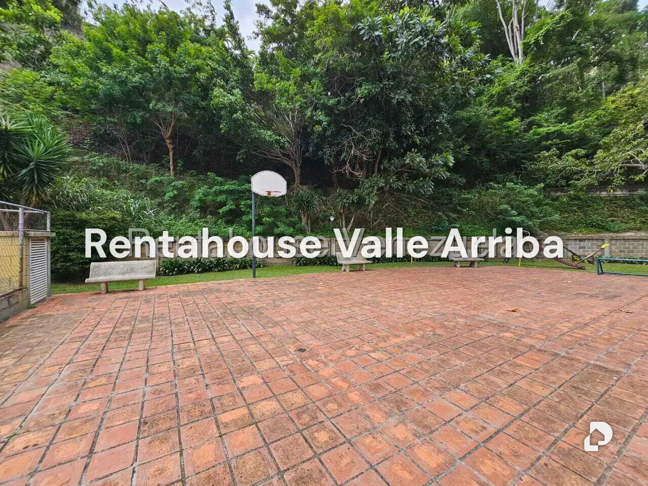 Apartamento en Lomas de Prados del Este, Caracas – 24