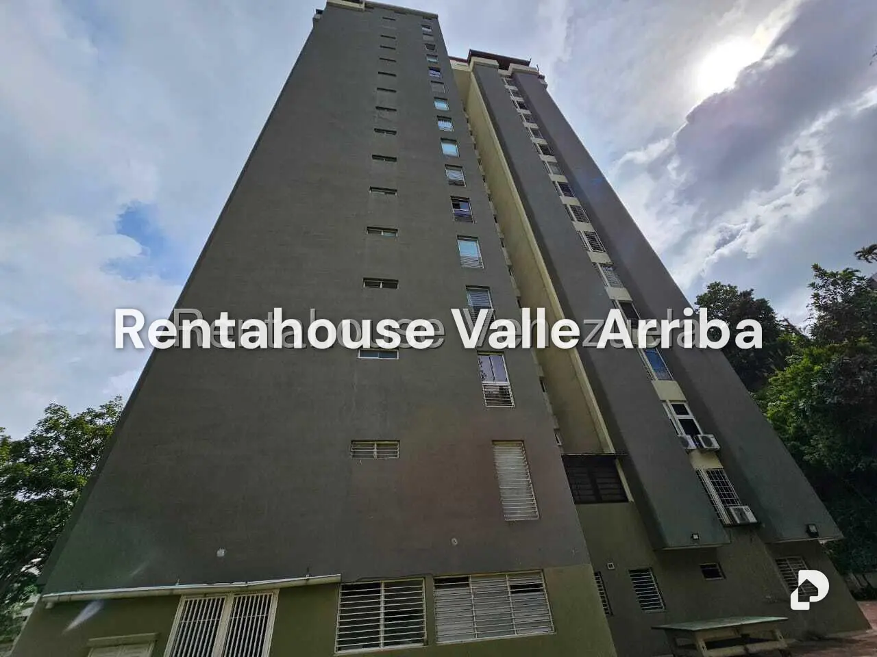 Apartamento en Lomas de Prados del Este, Caracas – 1