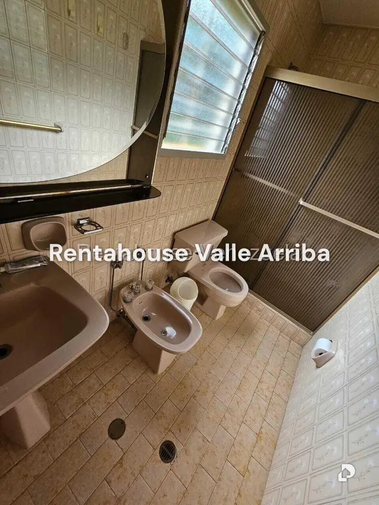 Apartamento en Lomas de Prados del Este, Caracas – 12