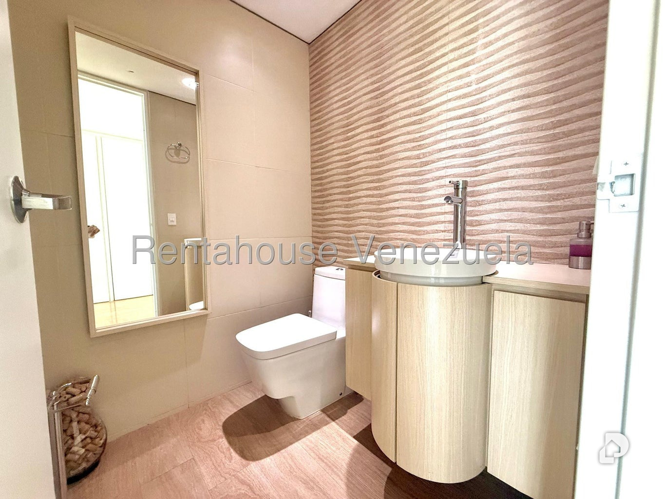 Apartamento en Campo Alegre, Caracas – 11