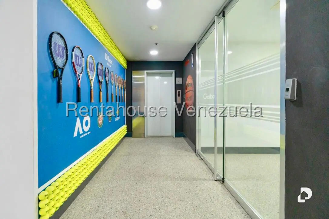 Building in Los Ruices, Caracas – 7