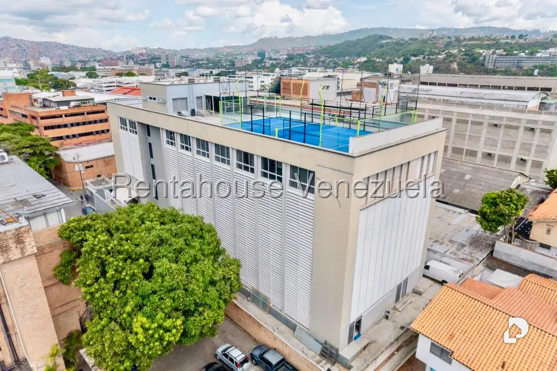 Building in Los Ruices, Caracas – 1