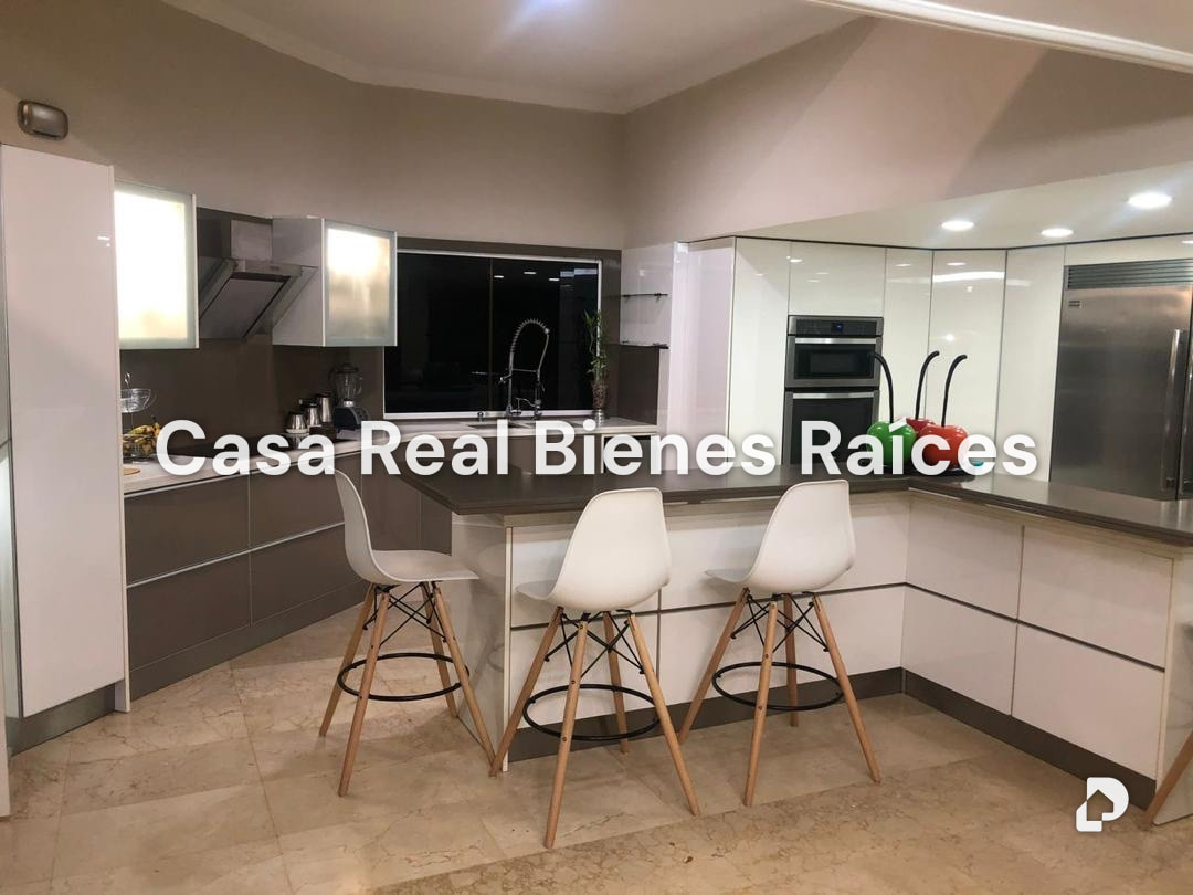 Townhouse en Juanico, Maturín – 2