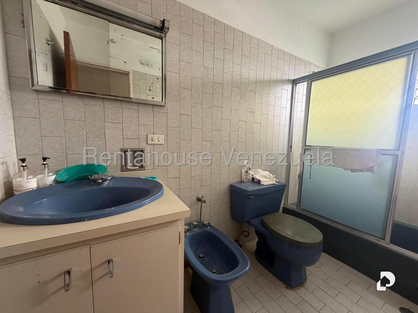 Casa en Lomas de La Lagunita, Caracas – 9