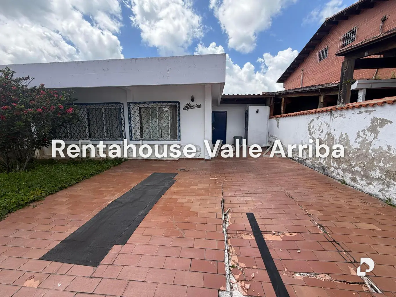 Casa en Lomas de La Lagunita, Caracas – 4