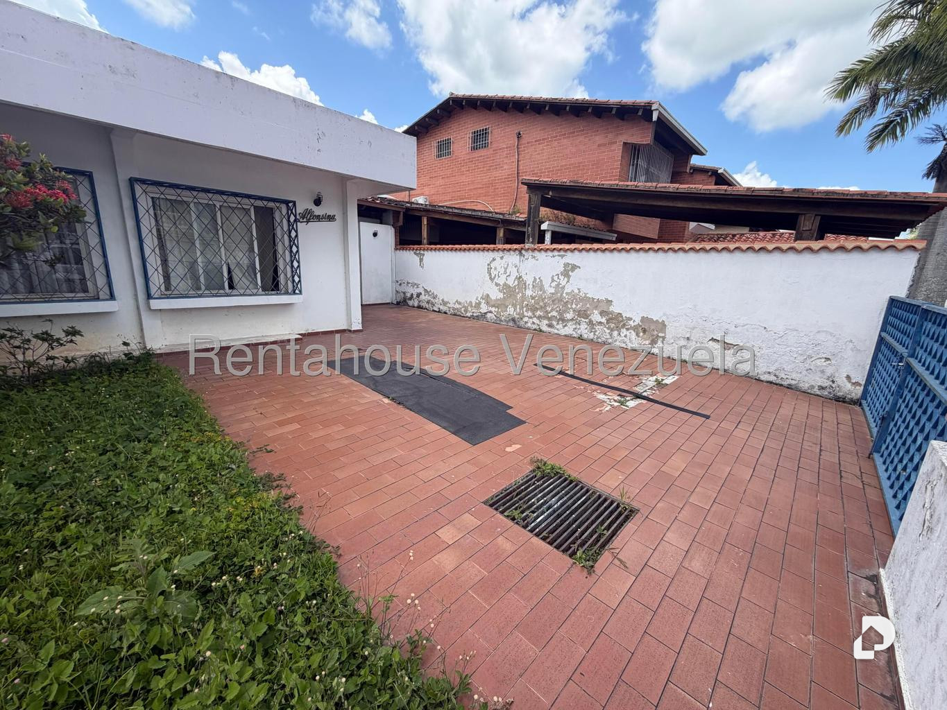 Casa en Lomas de La Lagunita, Caracas – 3
