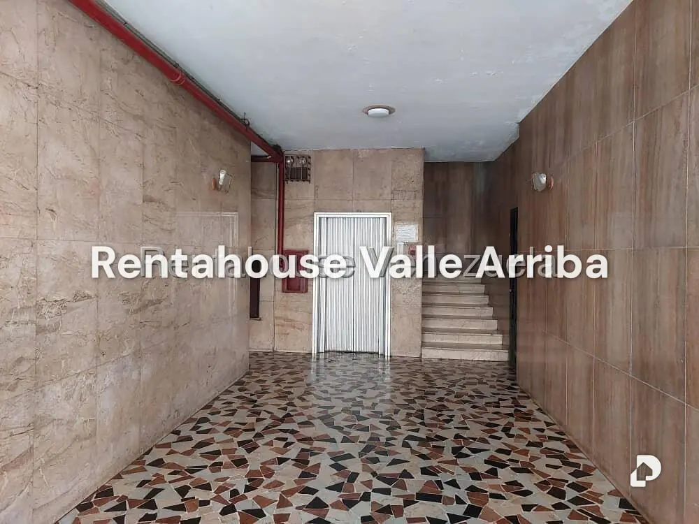 Apartamento en El Bosque, Caracas – 2