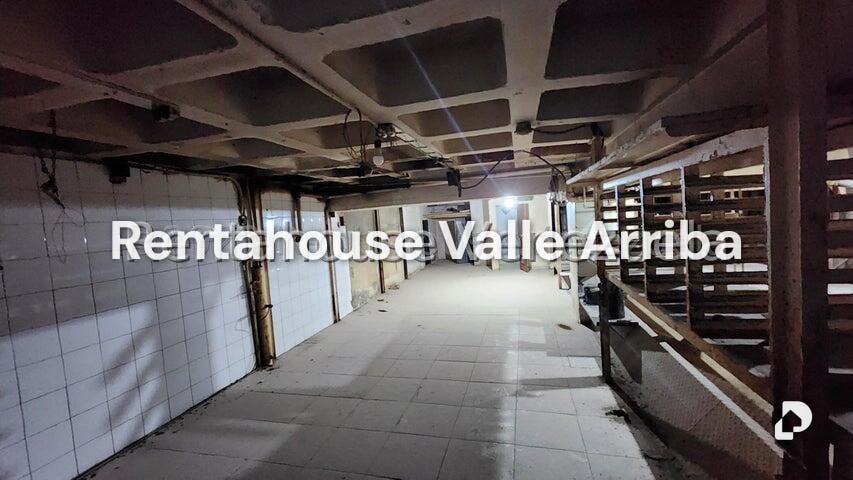 Local comercial en Los Chaguaramos, Caracas – 5