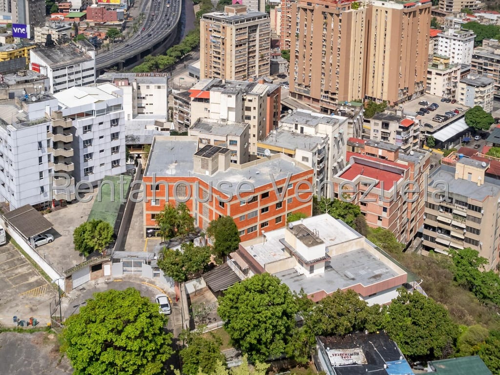 Edificio en Colinas de Bello Monte, Caracas