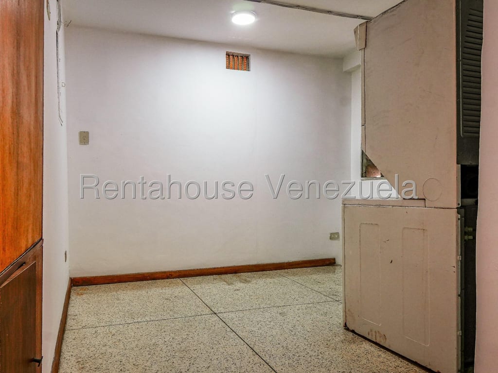 Edificio en Colinas de Bello Monte, Caracas