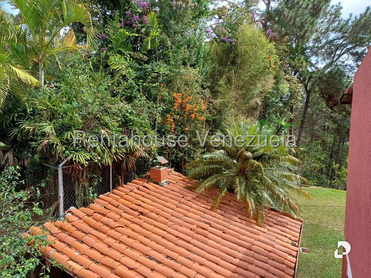Casa en La Lagunita Country Club, Caracas