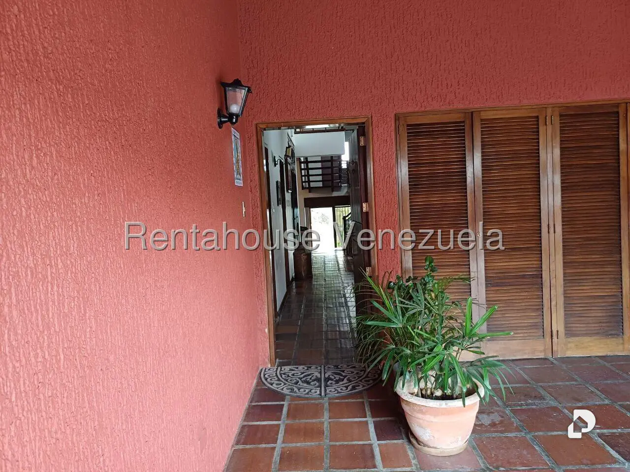 Casa en La Lagunita Country Club, Caracas