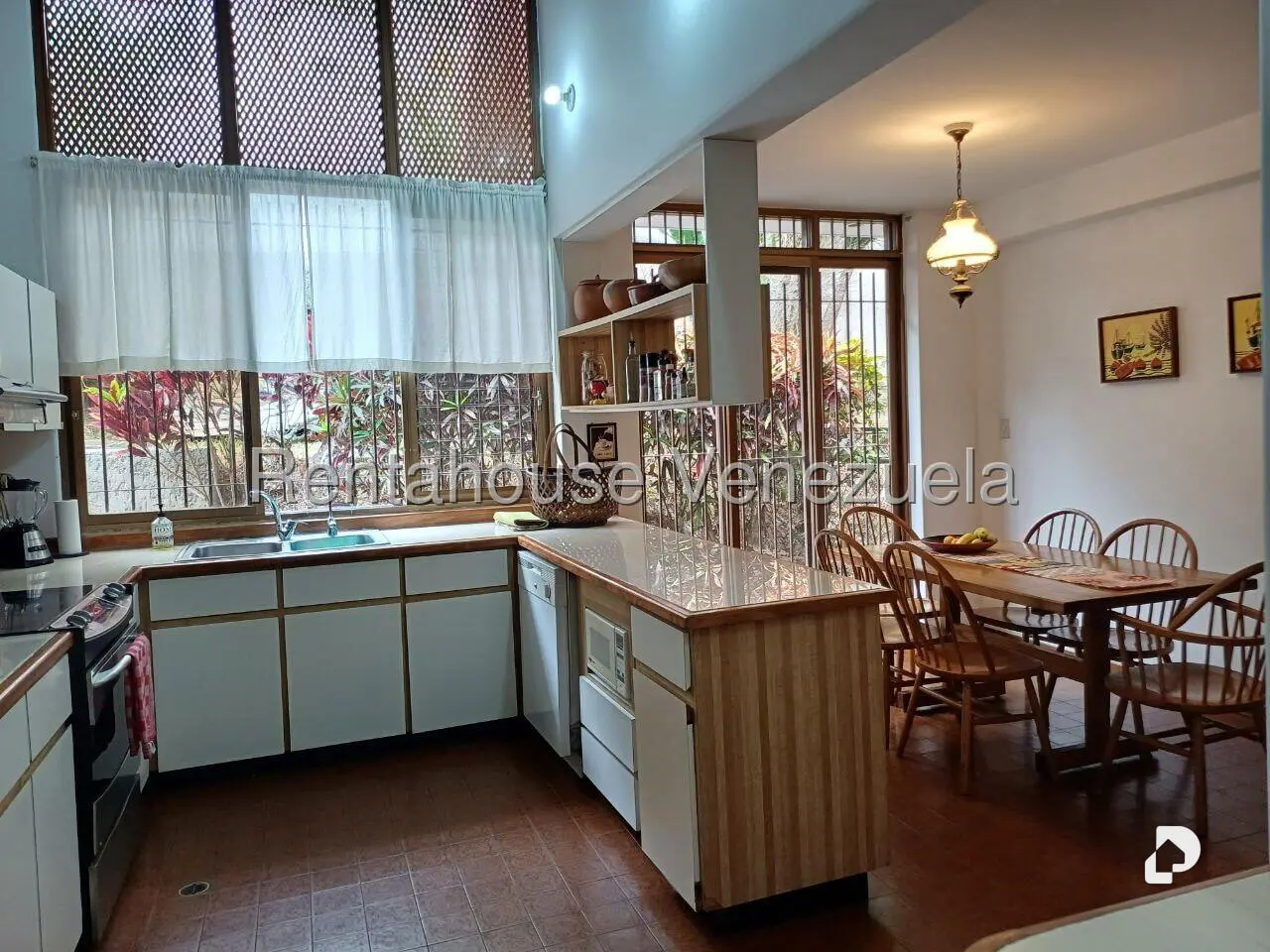 Casa en La Lagunita Country Club, Caracas