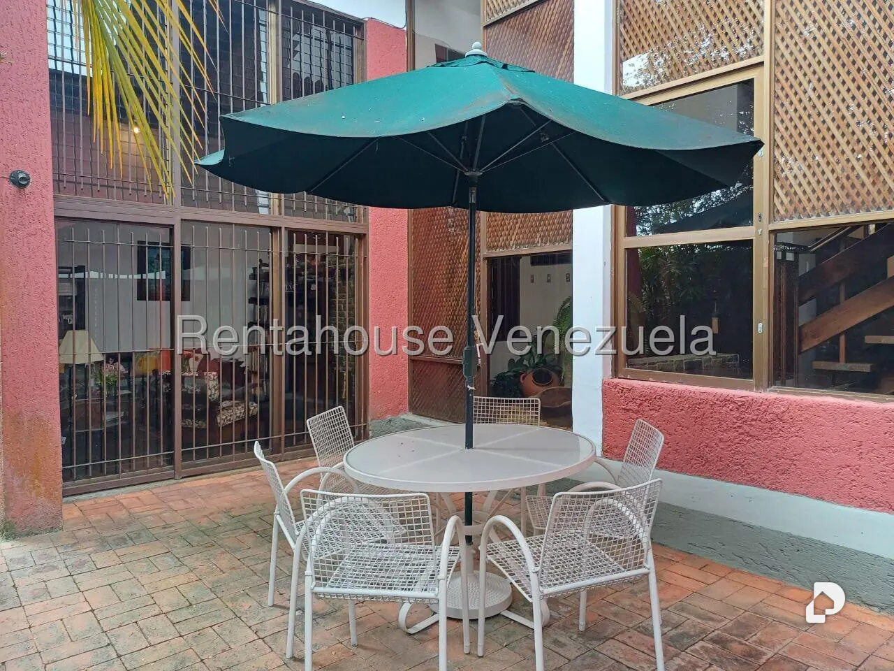 Casa en La Lagunita Country Club, Caracas
