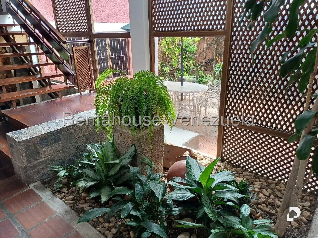 Casa en La Lagunita Country Club, Caracas