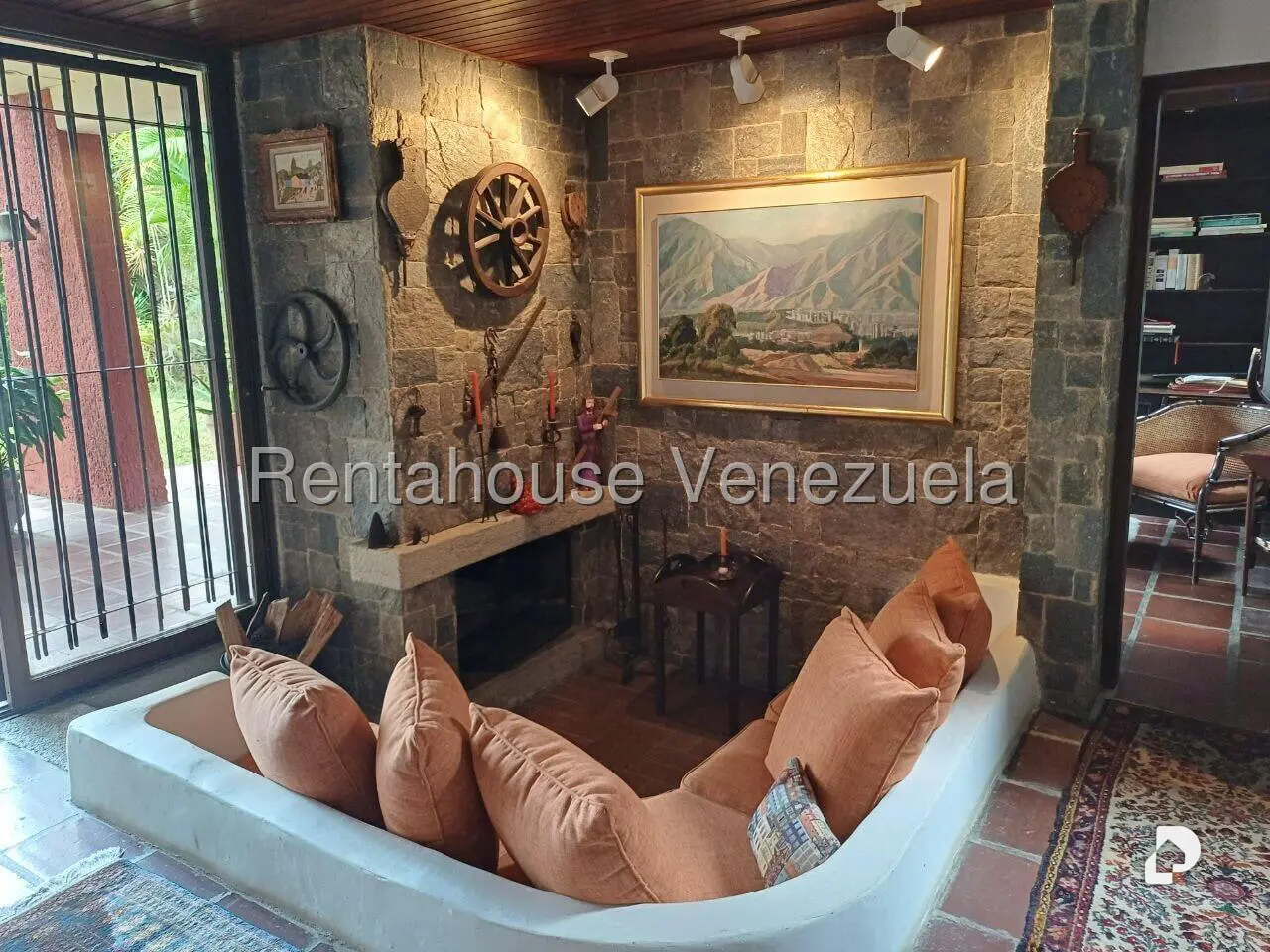 Casa en La Lagunita Country Club, Caracas