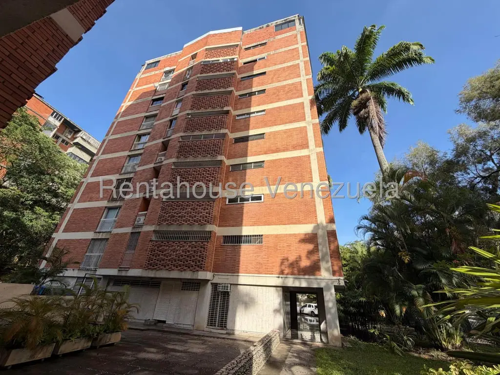 Apartment in Chuao, Caracas - 1