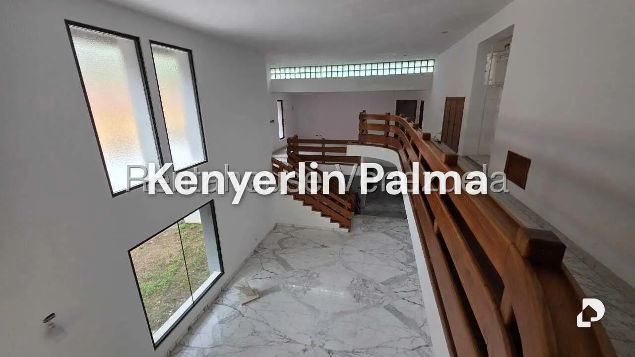 House in Colinas del Tamanaco, Caracas – 12
