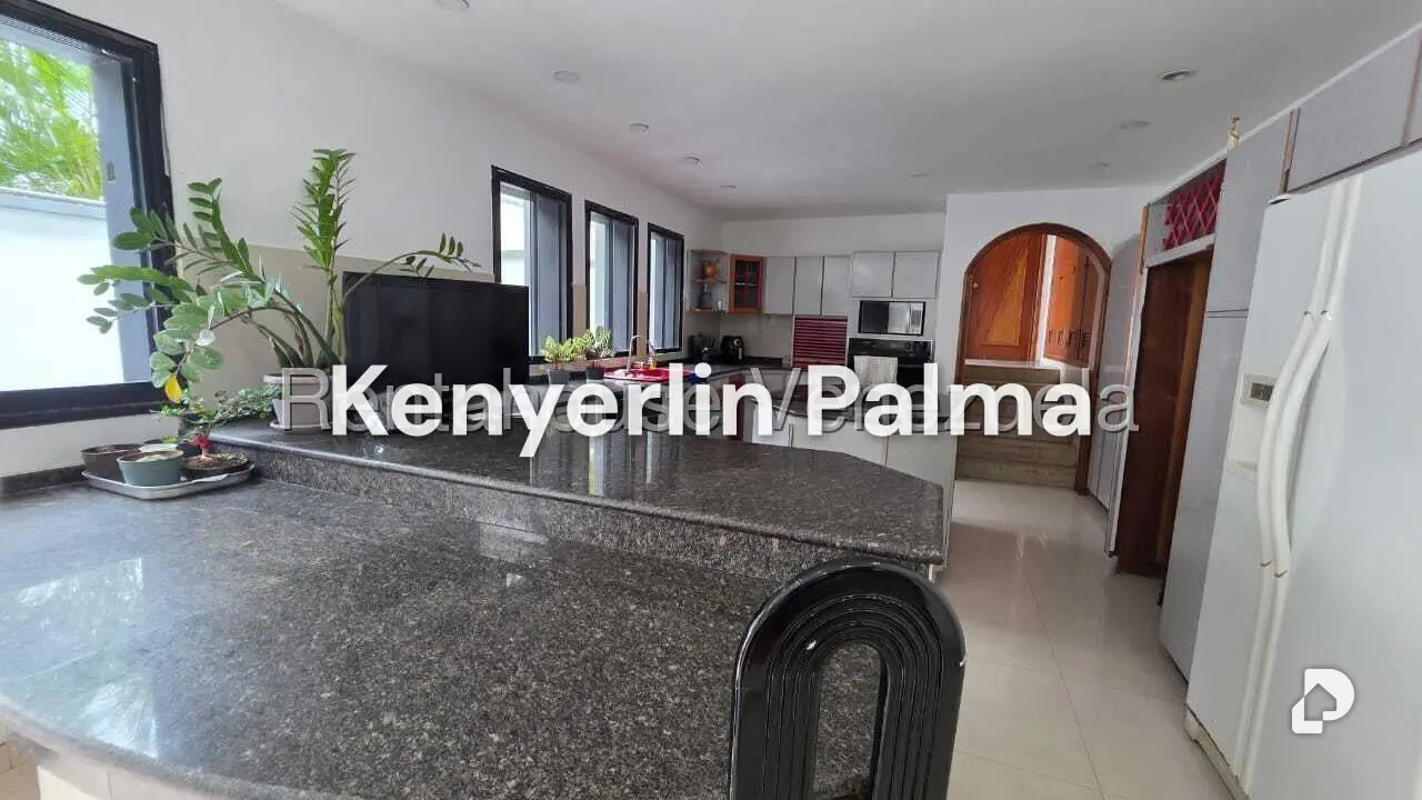 House in Colinas del Tamanaco, Caracas – 6