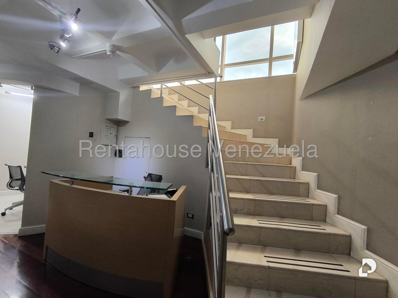 Oficina en Las Mercedes, Caracas – 6