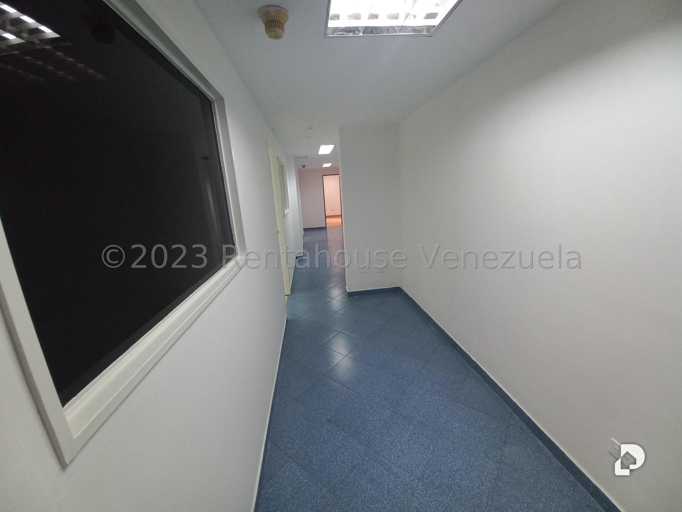 Office in Las Mercedes, Caracas – 7