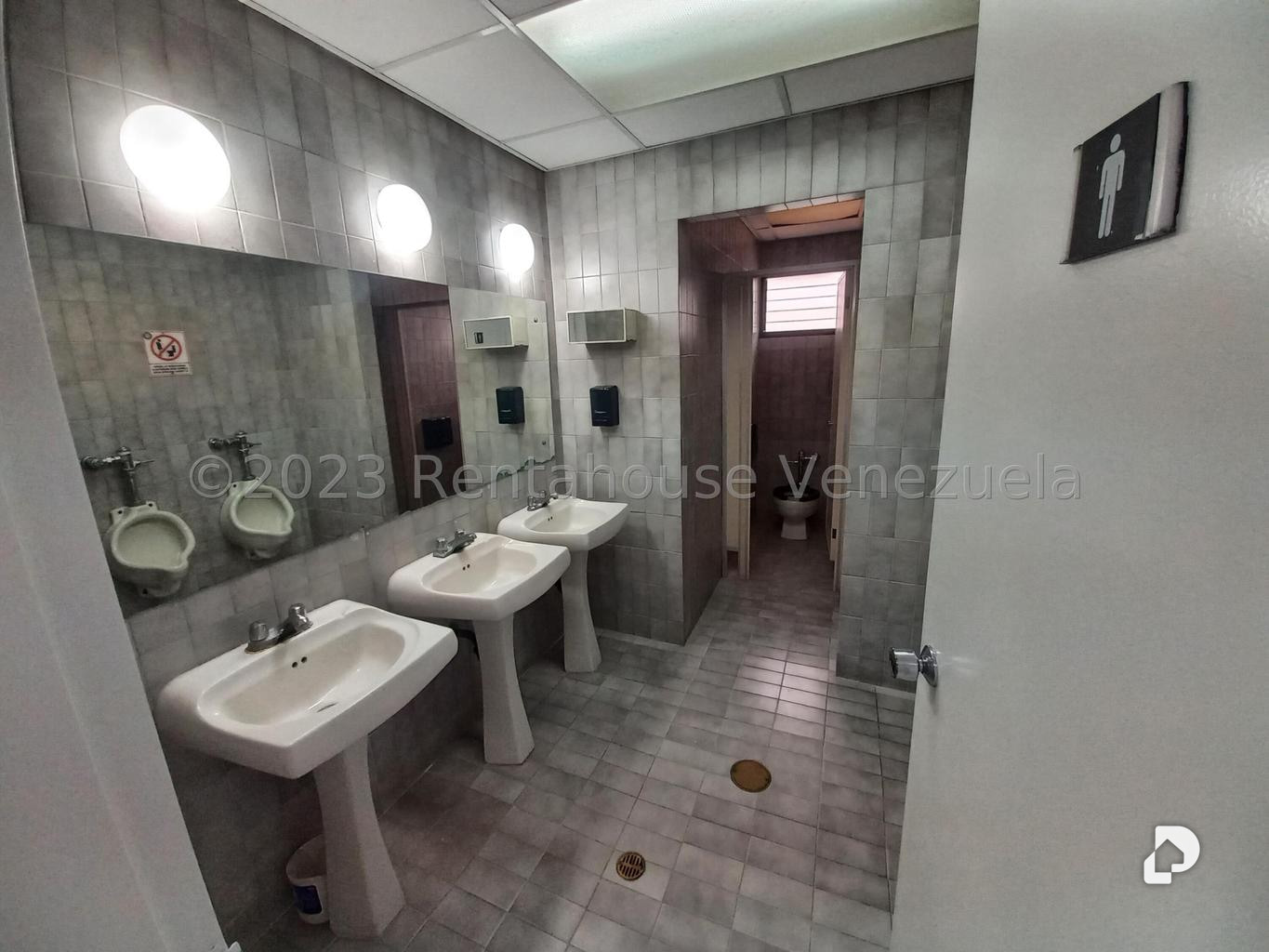 Office in Las Mercedes, Caracas – 21