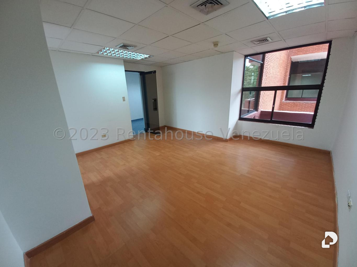 Office in Las Mercedes, Caracas – 15