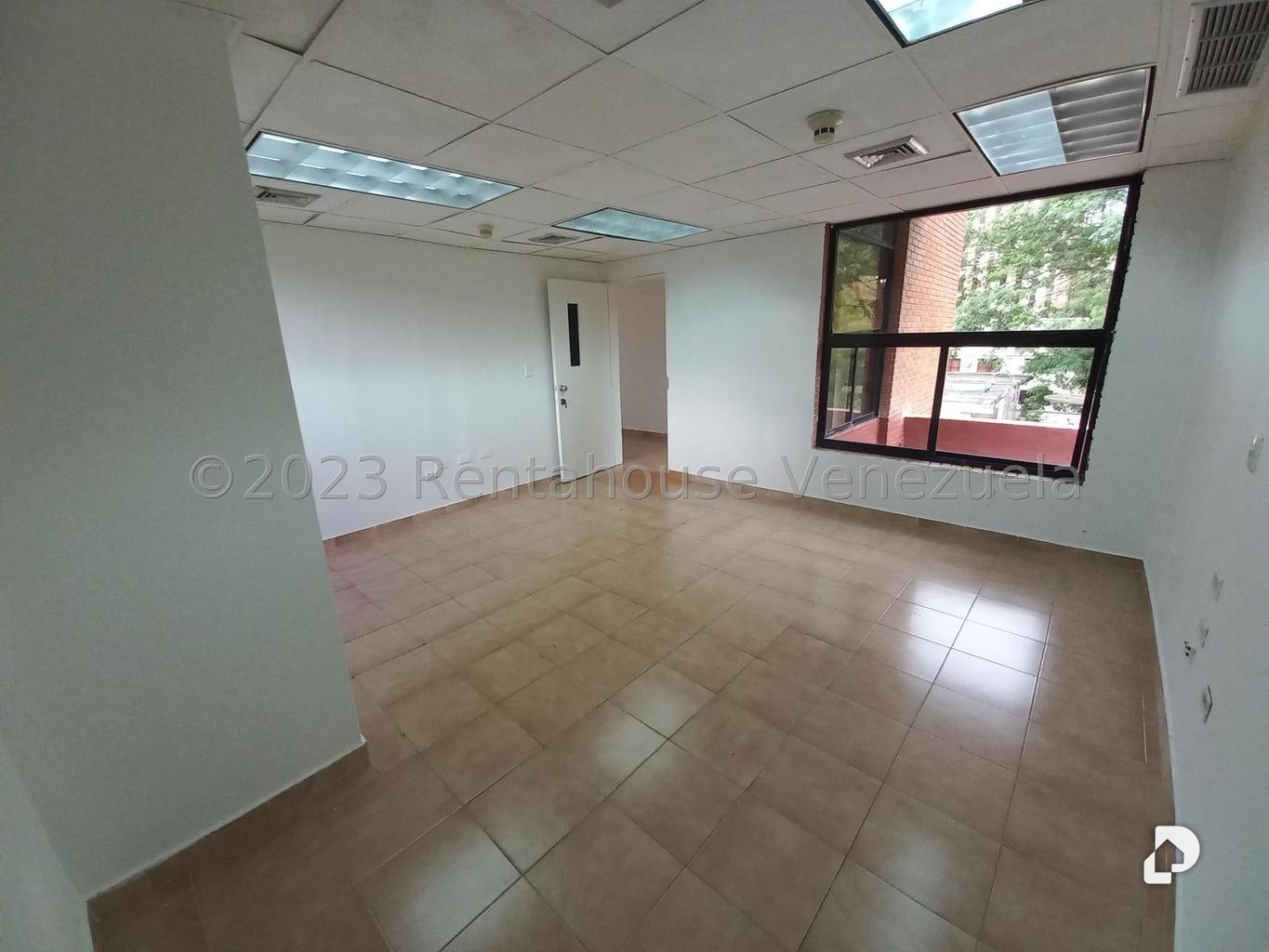 Office in Las Mercedes, Caracas – 29