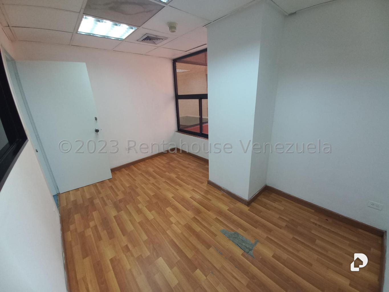Office in Las Mercedes, Caracas – 9