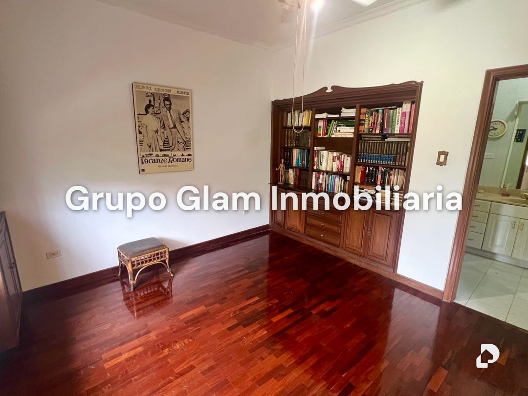 Casa en Valle Arriba, Caracas – 31