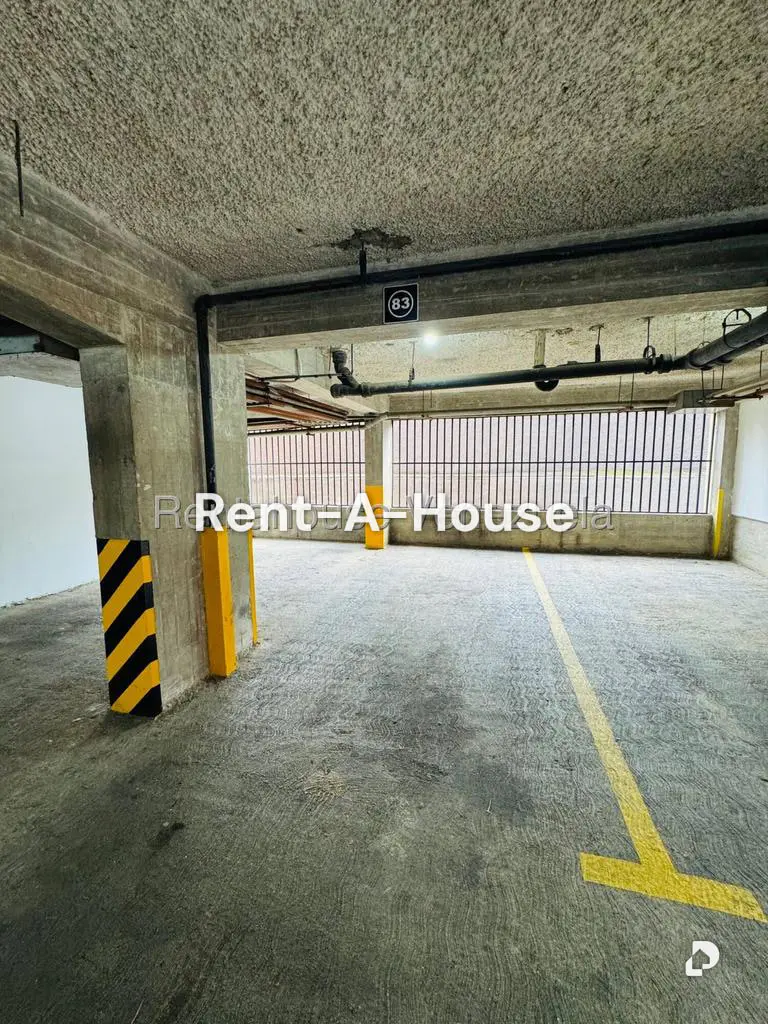 Apartamento en El Rosal, Caracas – 21