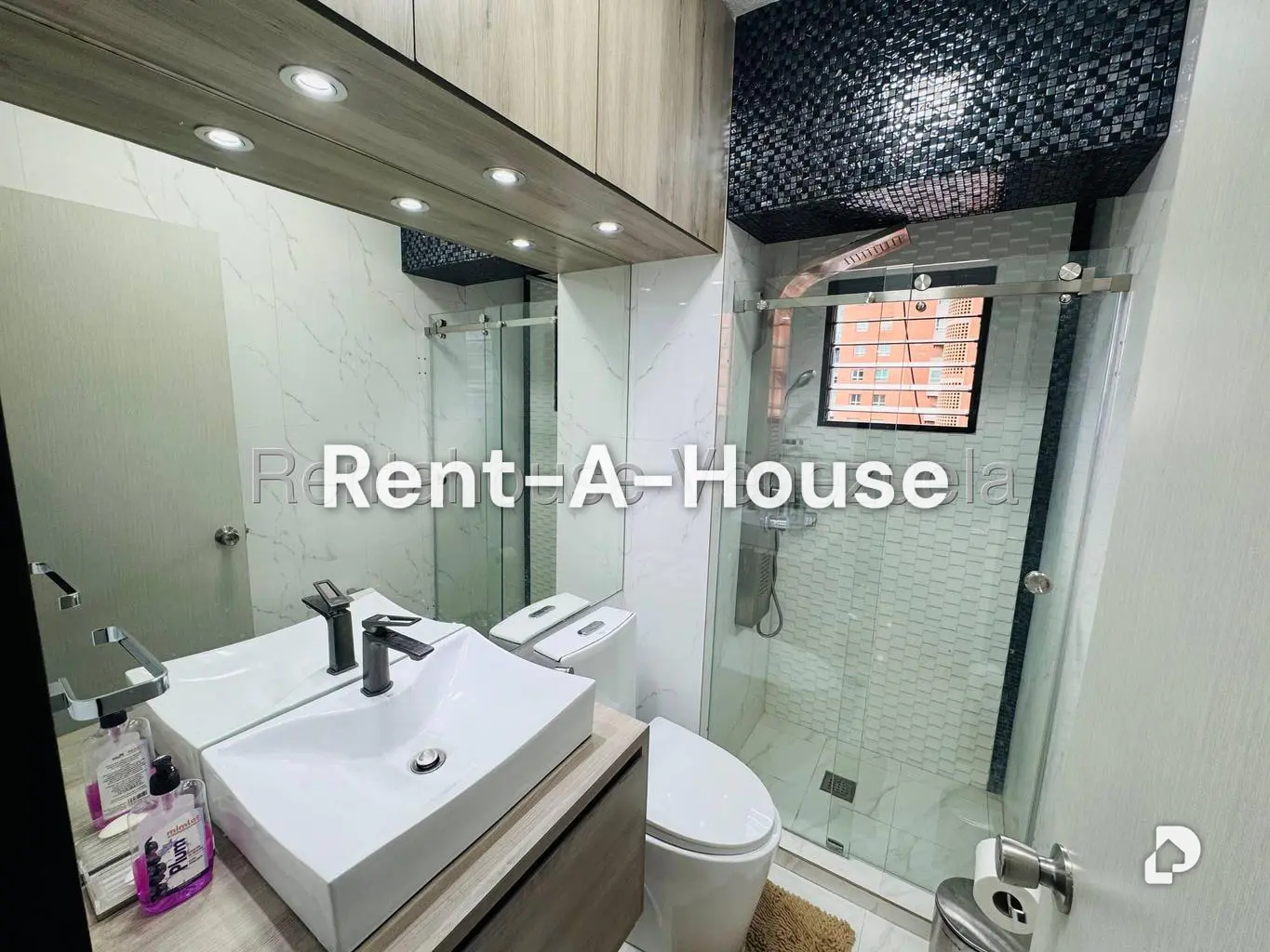 Apartamento en El Rosal, Caracas – 19