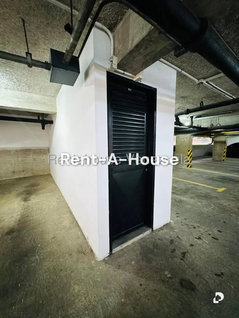 Apartamento en El Rosal, Caracas – 22