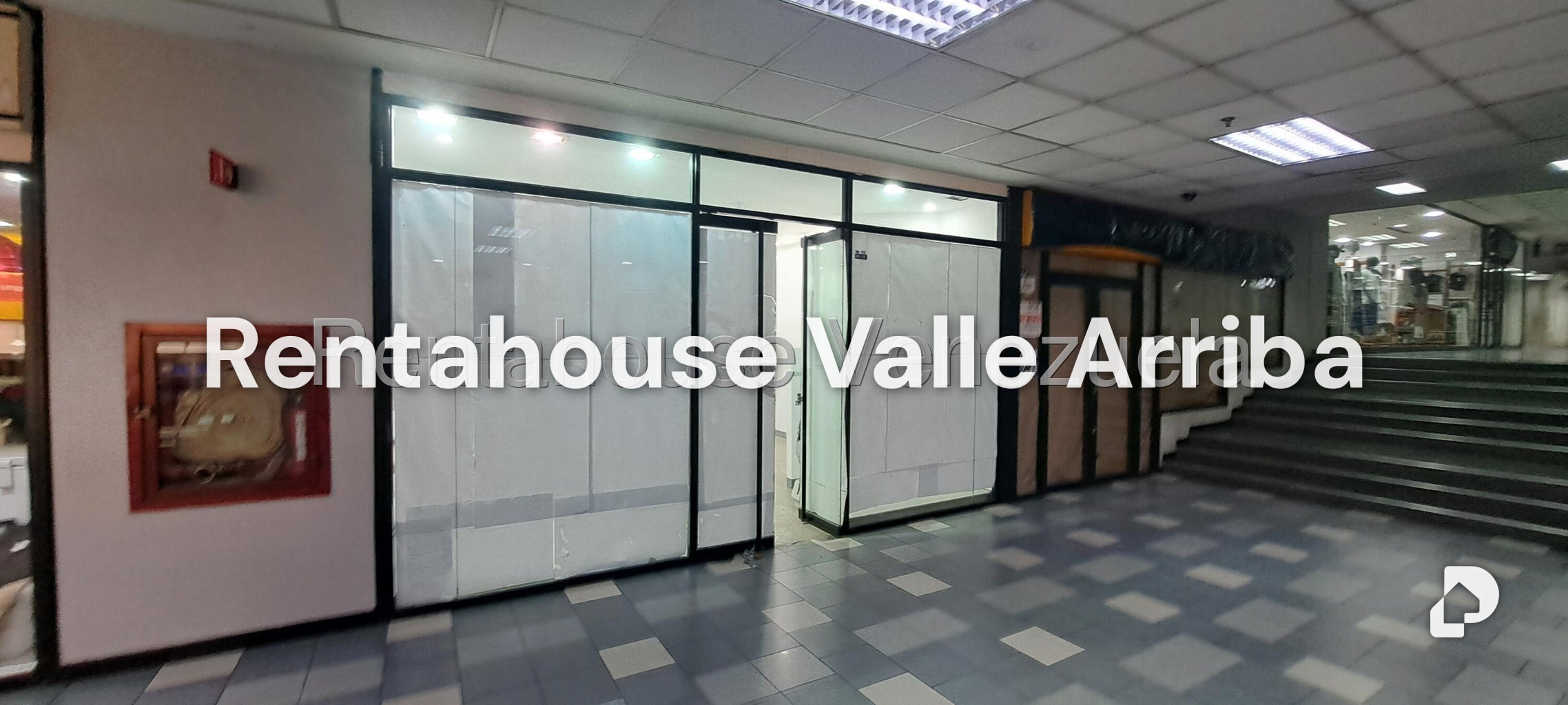Local comercial en Parroquia Catedral, Caracas – 14