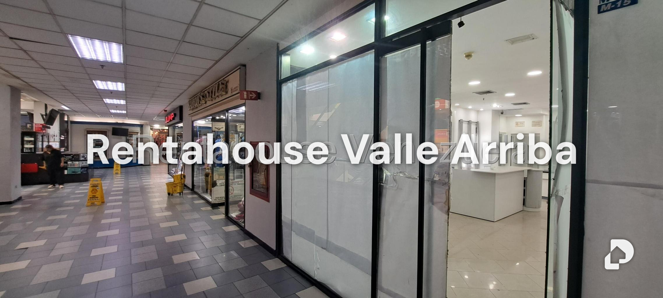 Local comercial en Parroquia Catedral, Caracas – 13