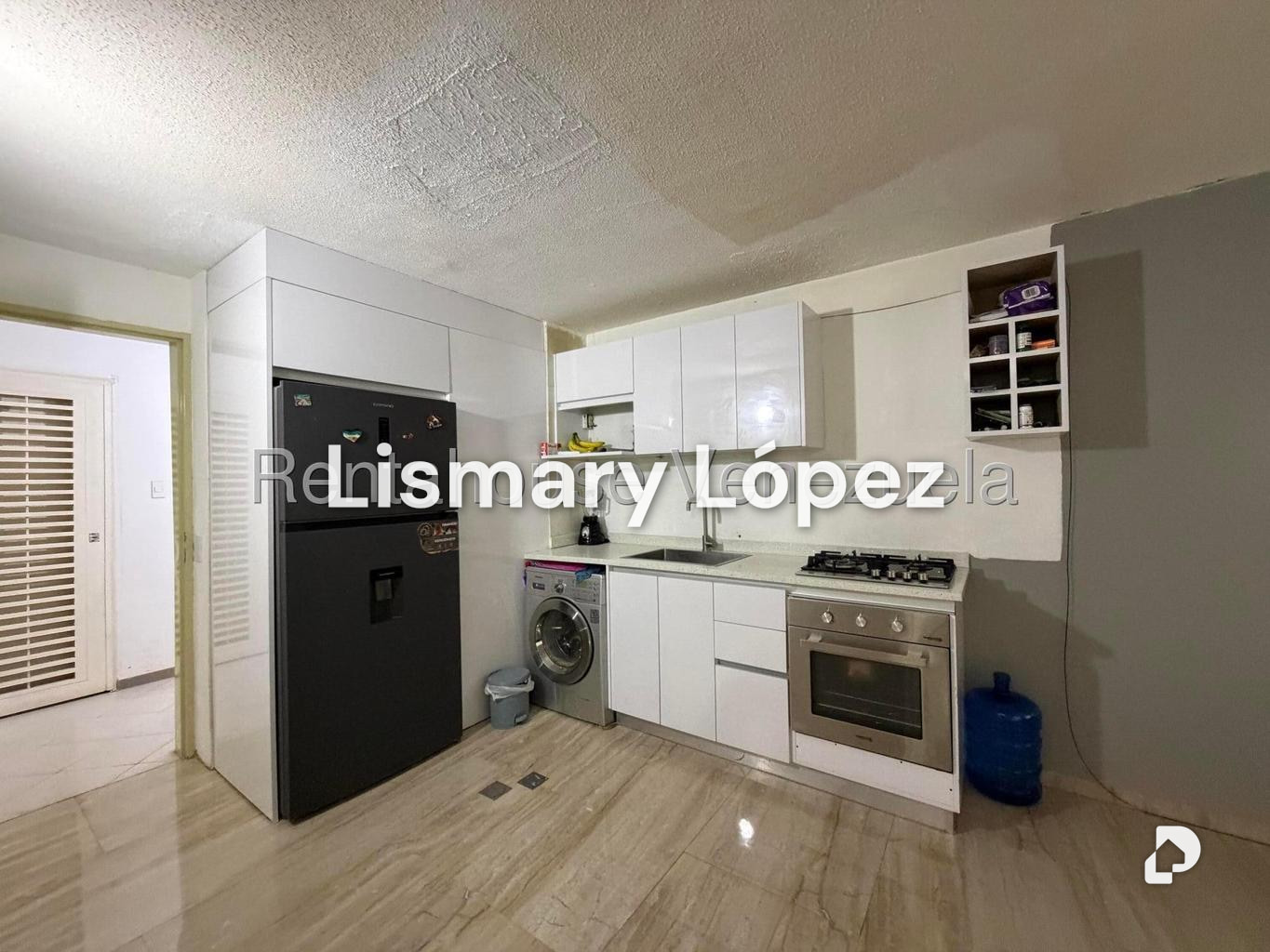 Apartamento en Los Naranjos Humboldt, Caracas – 2