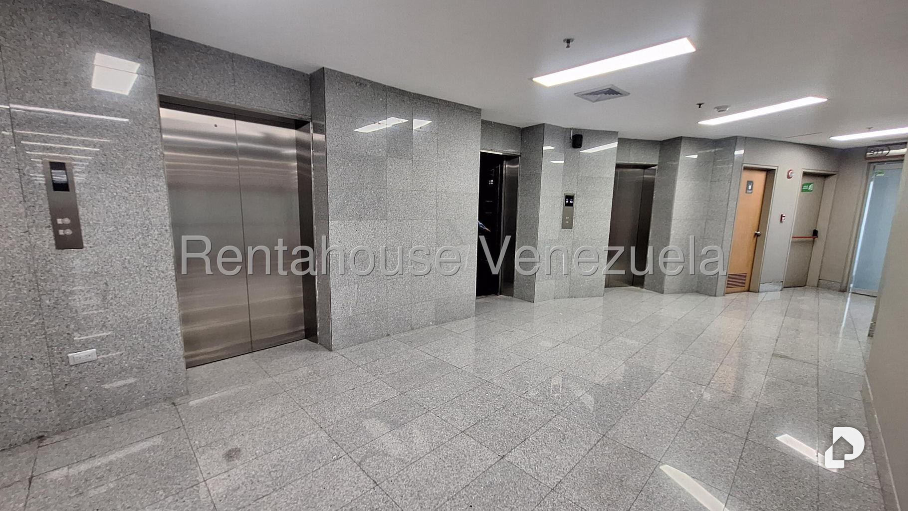 Local comercial en Las Mercedes, Caracas – 5