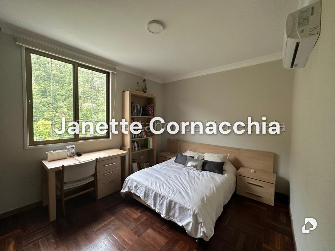 Apartamento en Altamira, Caracas – 13