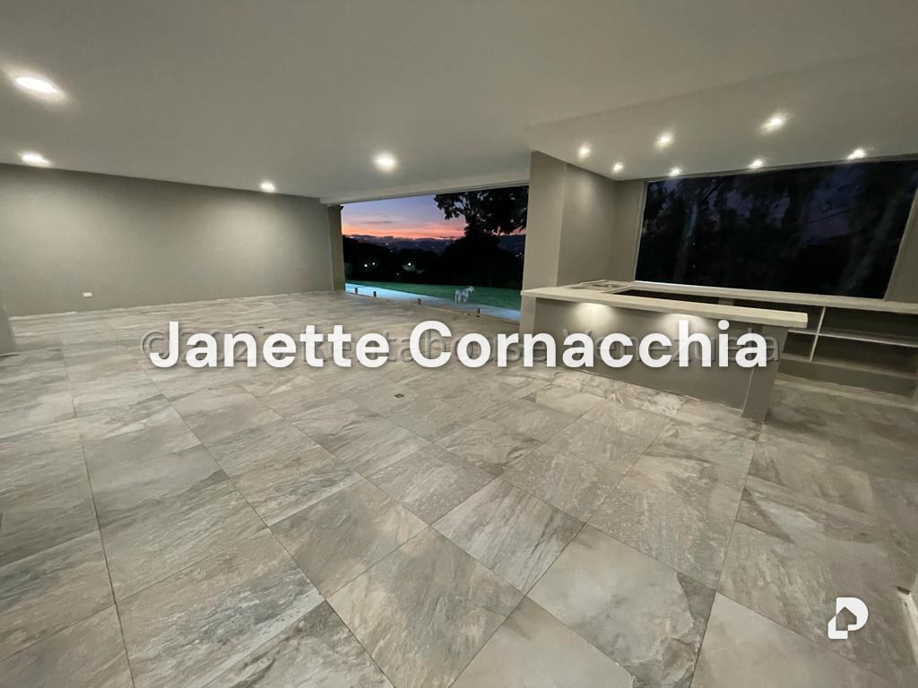Apartamento en Altamira, Caracas – 15