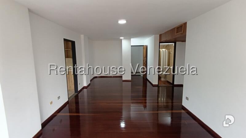 Apartamento en Altamira, Caracas – 6