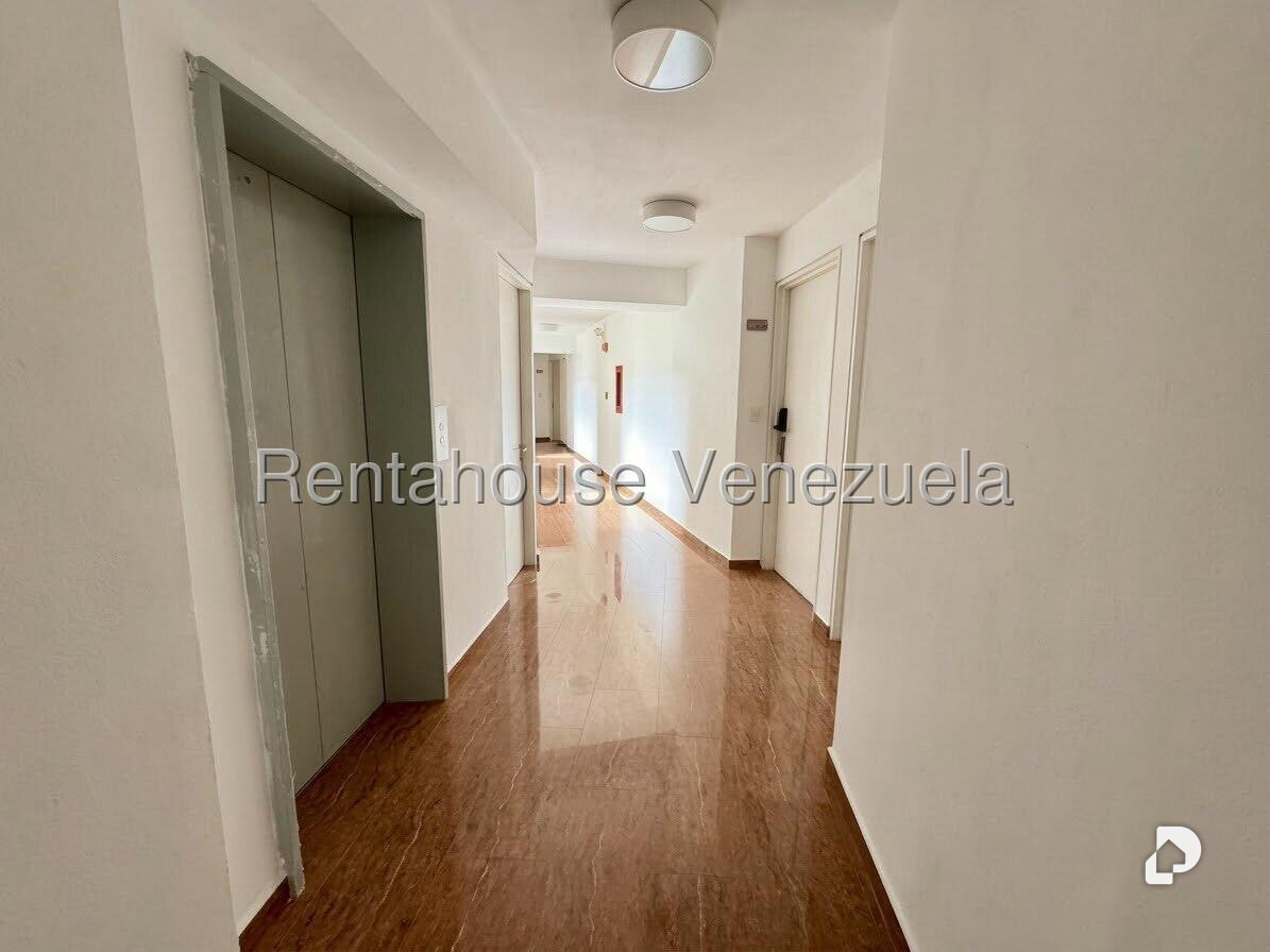 Apartment in El Cigarral, Caracas – 5
