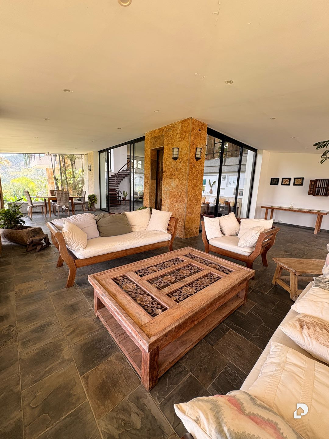 House in La Trinidad, Caracas – 17