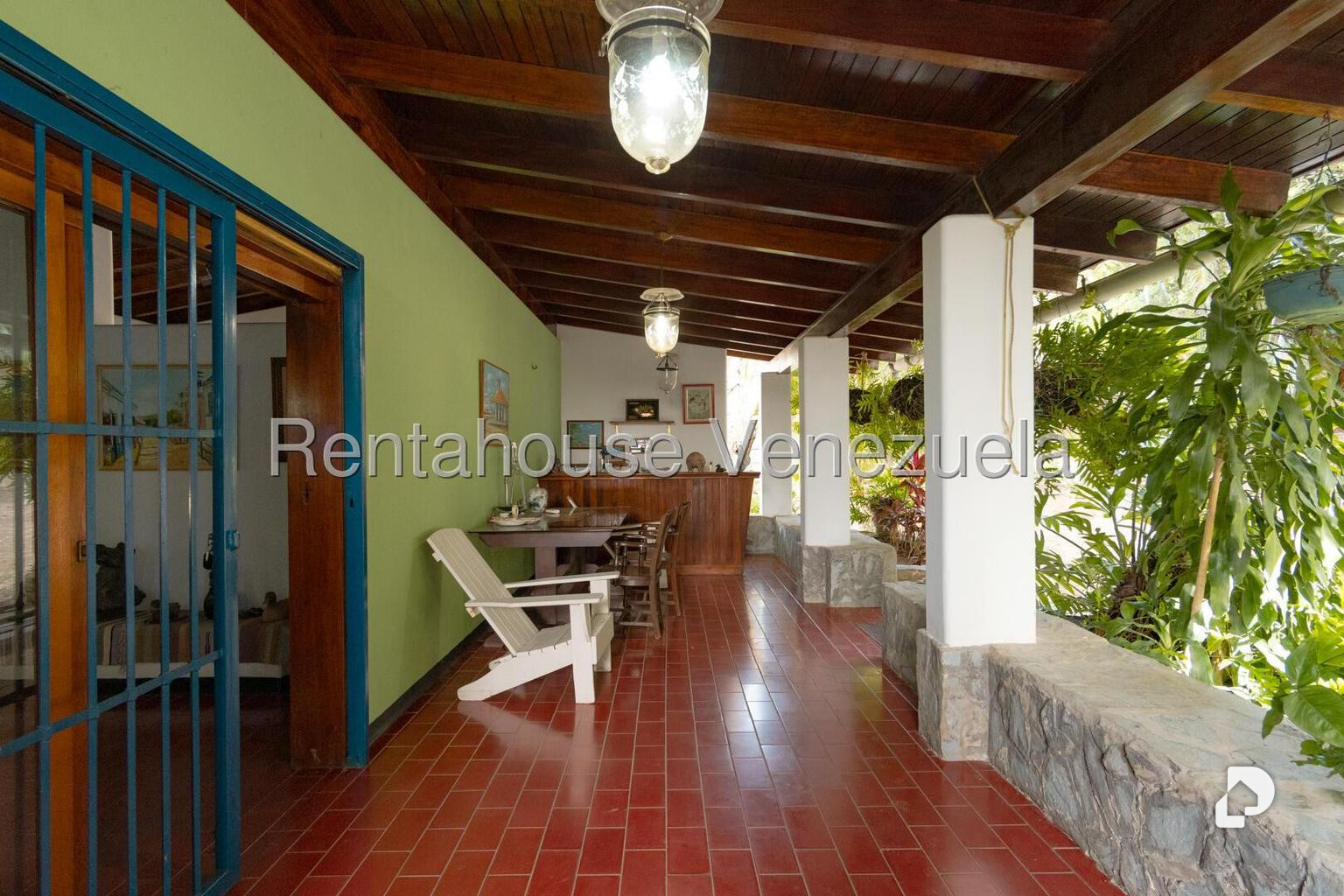 Casa en Prados del Este, Caracas – 25